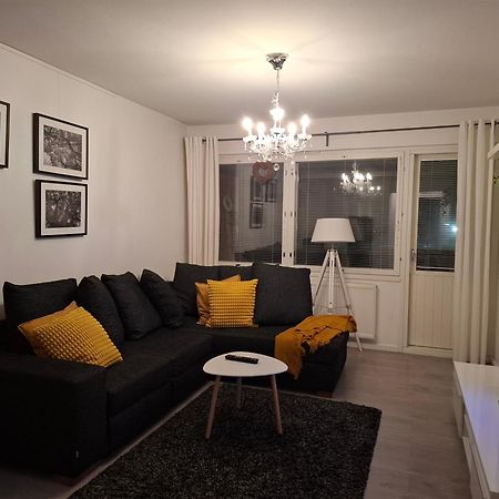 City Apartment Snellmaninkatu 22 A, Yksityinen Pistokkeellinen Paikoitus Sisaeltyy Hintaan Kuopio Exterior photo